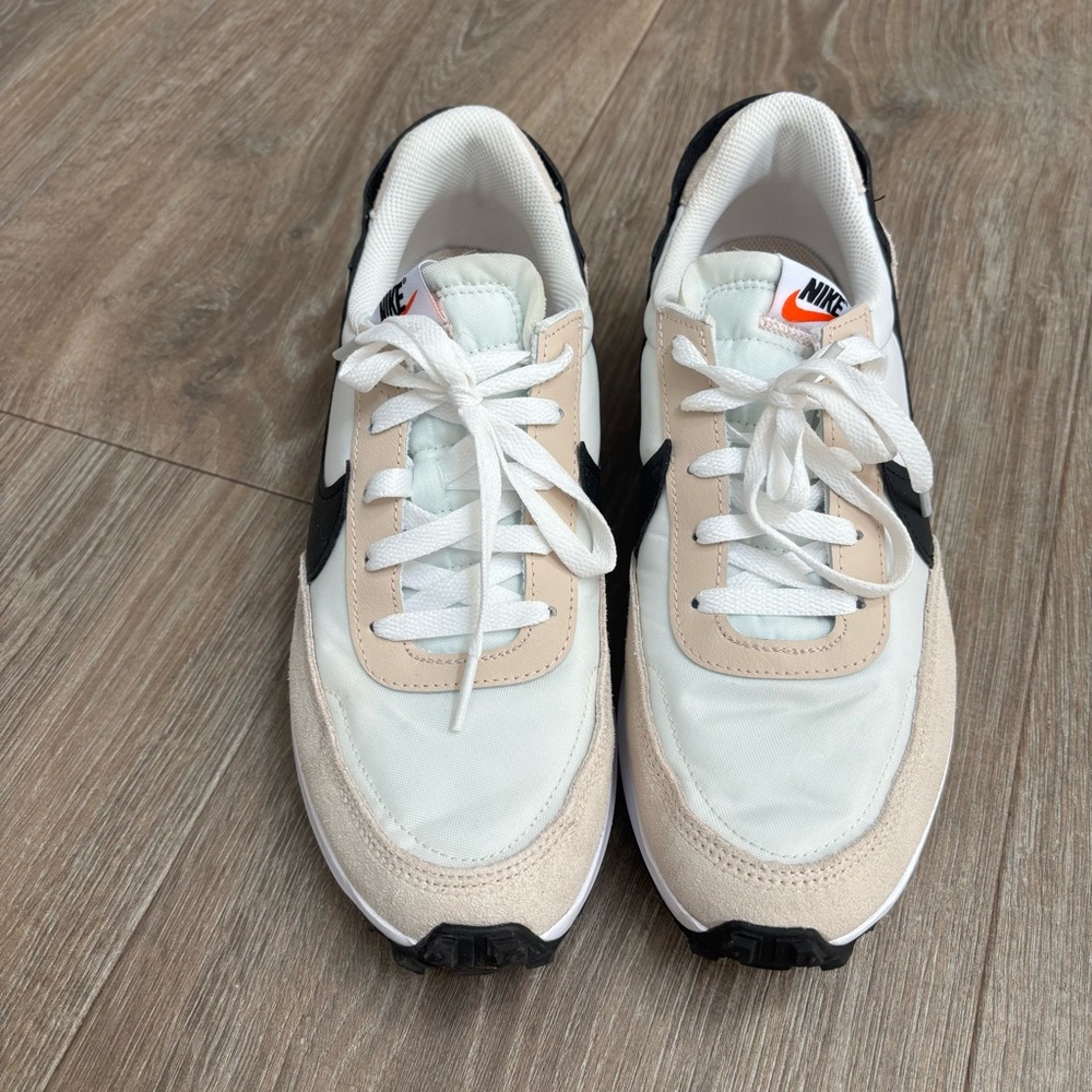Nike Waffle Debut shoes